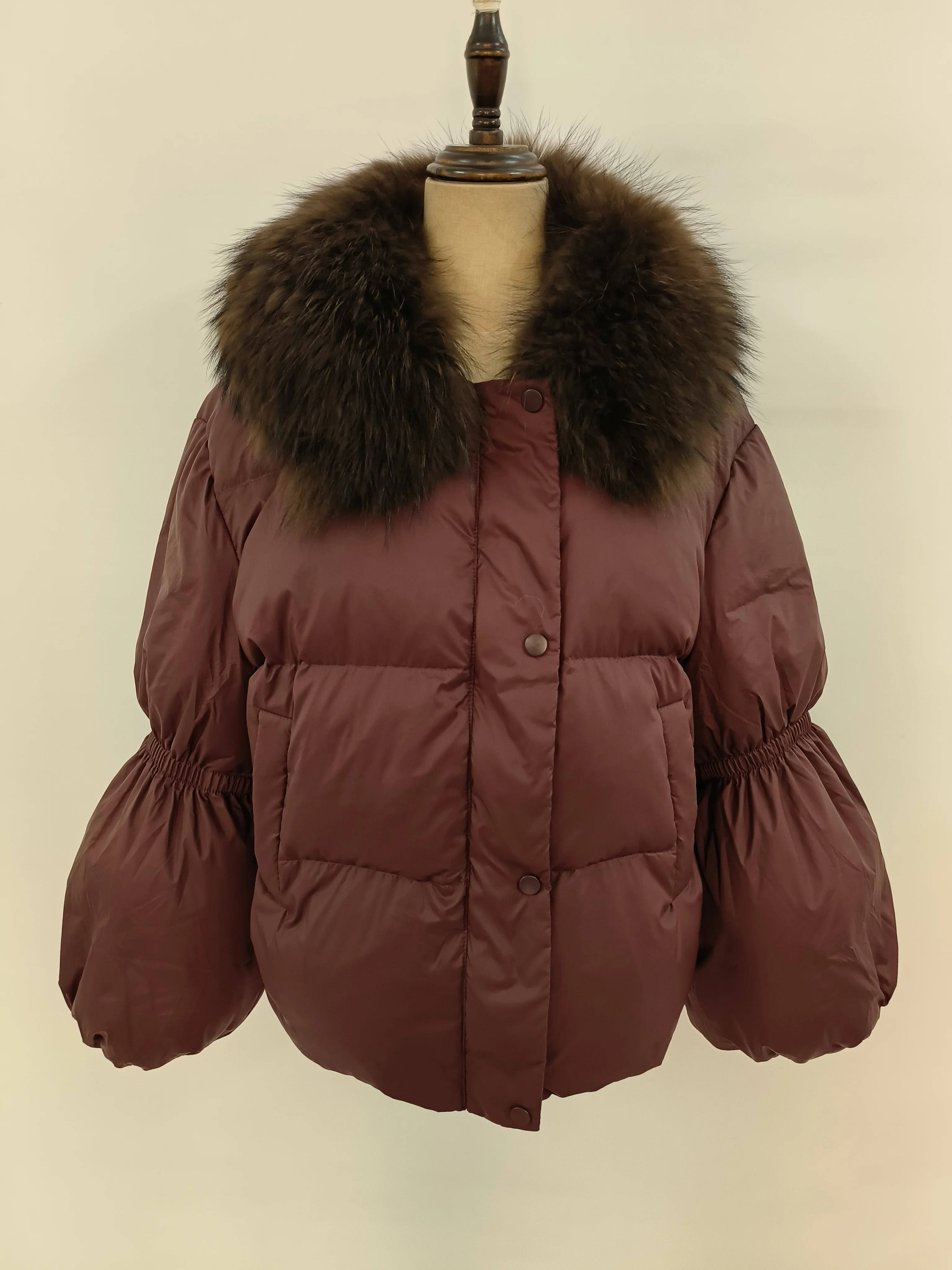 ホットセール高品質リアルラクーンファーカラーファッション冬新作レディースリアルラクーンファーダウンジャケットホワイトダックダウンコート