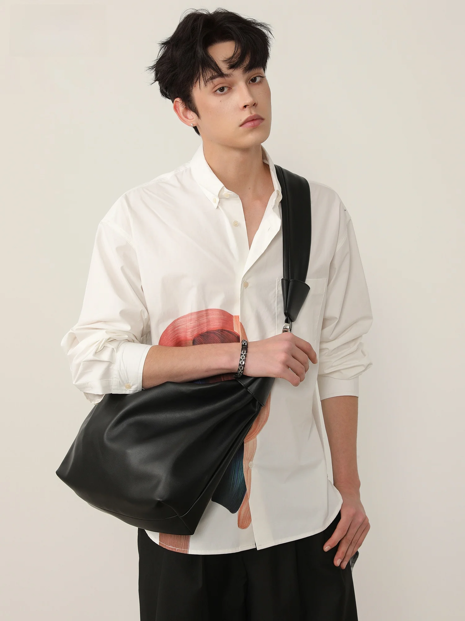 Casual Dumpling Shaped Large Capacity Crossbody Bag Unisex Casual Design Simple Style Single Shoulder Handbag for Youth