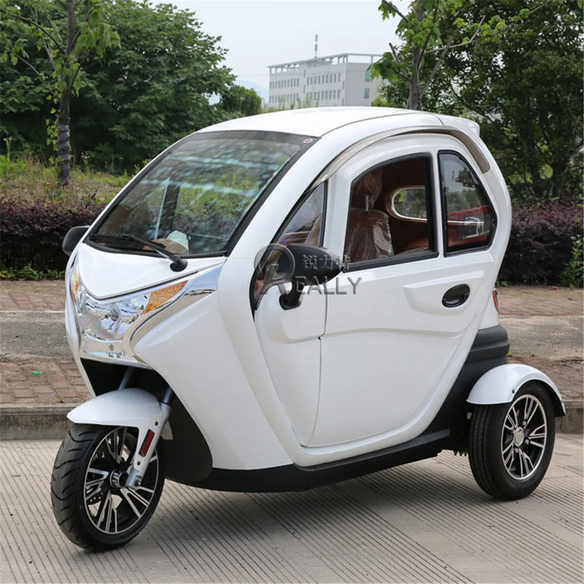 Household Electric Tricycle Commercial Passenger Three Seater 45km Small Portable Three Wheel Tricycle