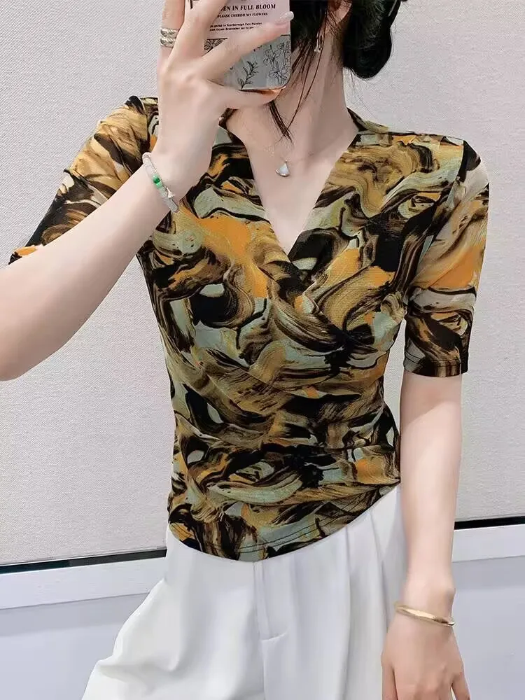 

2025 Shirring Female T-shirt Spring Summer Woman Short Sleeve Tops Tee Cross V-neck High Street High Stretch Leopard Printed