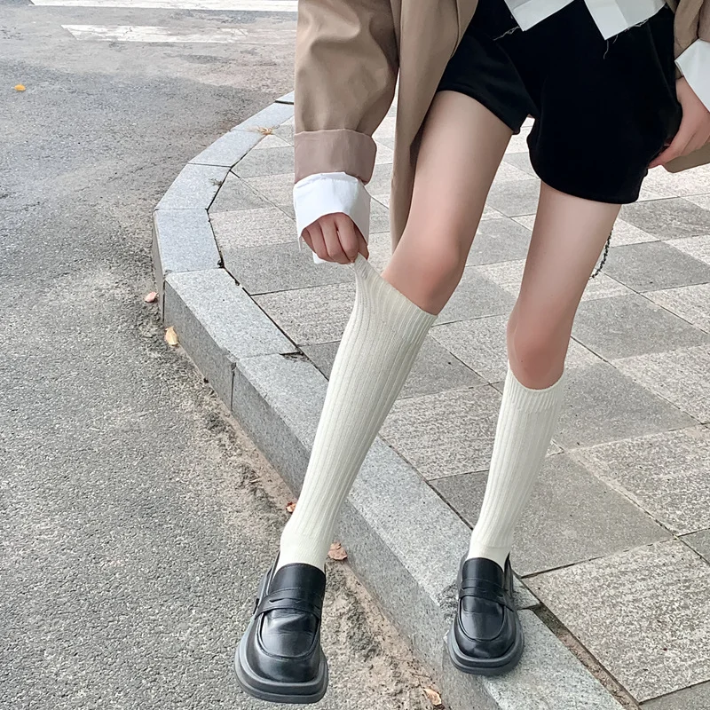 

Autumn Winter Women Stockings Cotton Knitting Solid Color Black White Long Socks Stockings JK School Girls Knee Socks Stockings