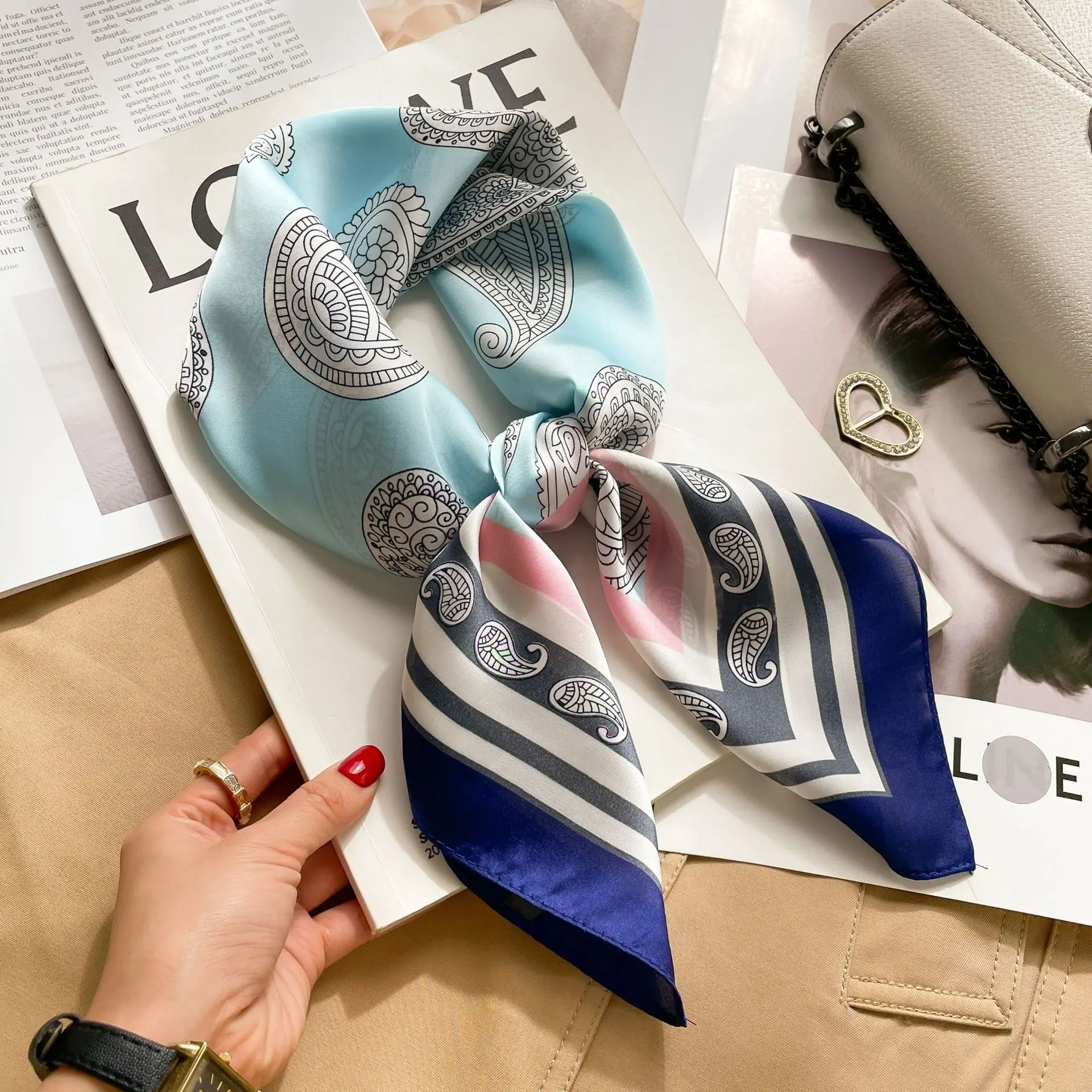 2025 sommer Hijab Kopf Mädchen Luxus Seide Quadrat Plaid Schal Frauen Satin Hals Haar Krawatte Band Weiche Arbeit Halstuch – Detail 9