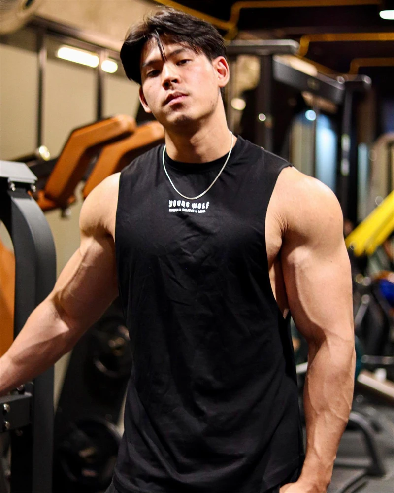 Camiseta deportiva sin mangas con dobladillo curvo para hombre, ropa informal de entrenamiento para gimnasio, chaleco de culturismo, camisetas de Fitness musculosas