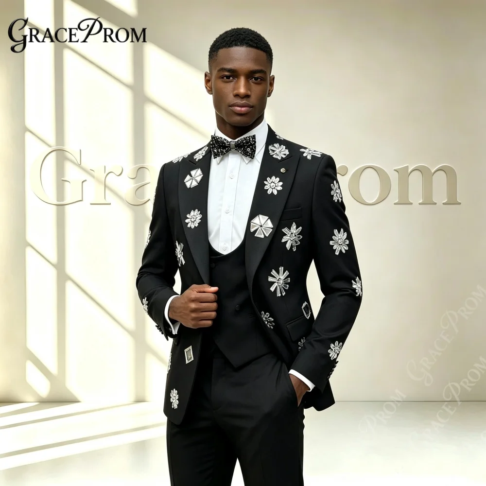 Elegant Black Floral Rhinestone Men Suits 2027 3PCS Wedding Groom Sets Man Peak Suit Set Banquet Prom Party Wear Crystal Tuxedo