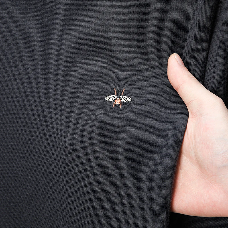 Hot Premium Brand Man Long Sleeves Knitwear 100%wool Round Neck Bee Embroidery British Style Pullover Winter Comfortable NewTops