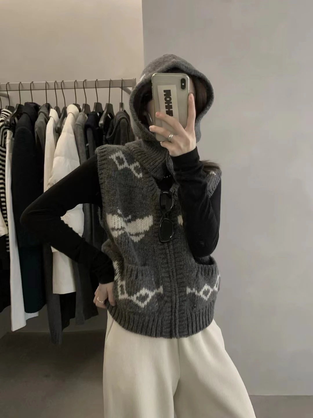 

Autumn Winter Knitted Zipper Hooded Vest Women's Layering Top Retro College Sle Pattern Embroidery Dongda Gate Commute Sle