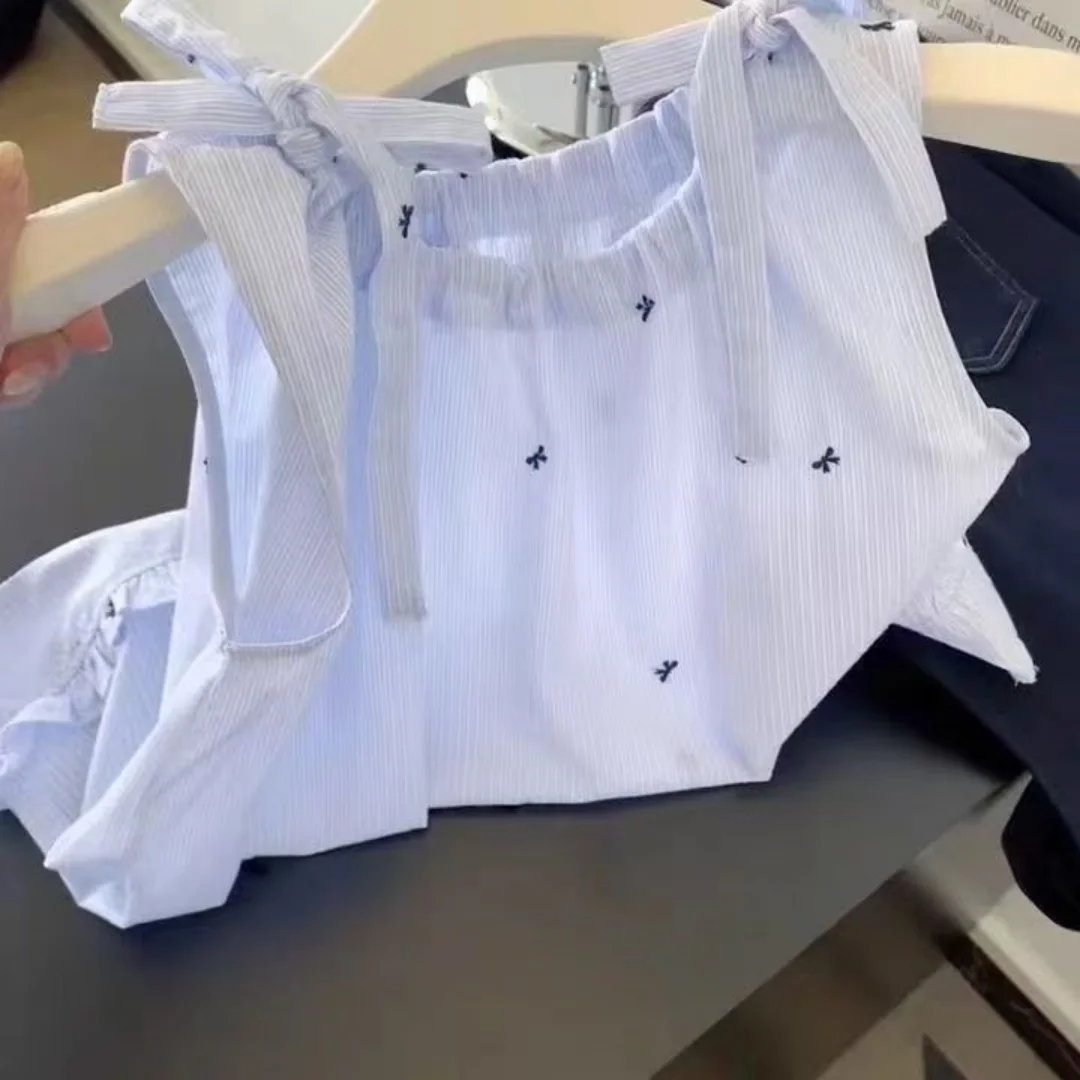 

Girls' Summer Blue Striped Lace bow Suspender Children And Little Girls Wearing Sleeveless Tops On Summer Trendy