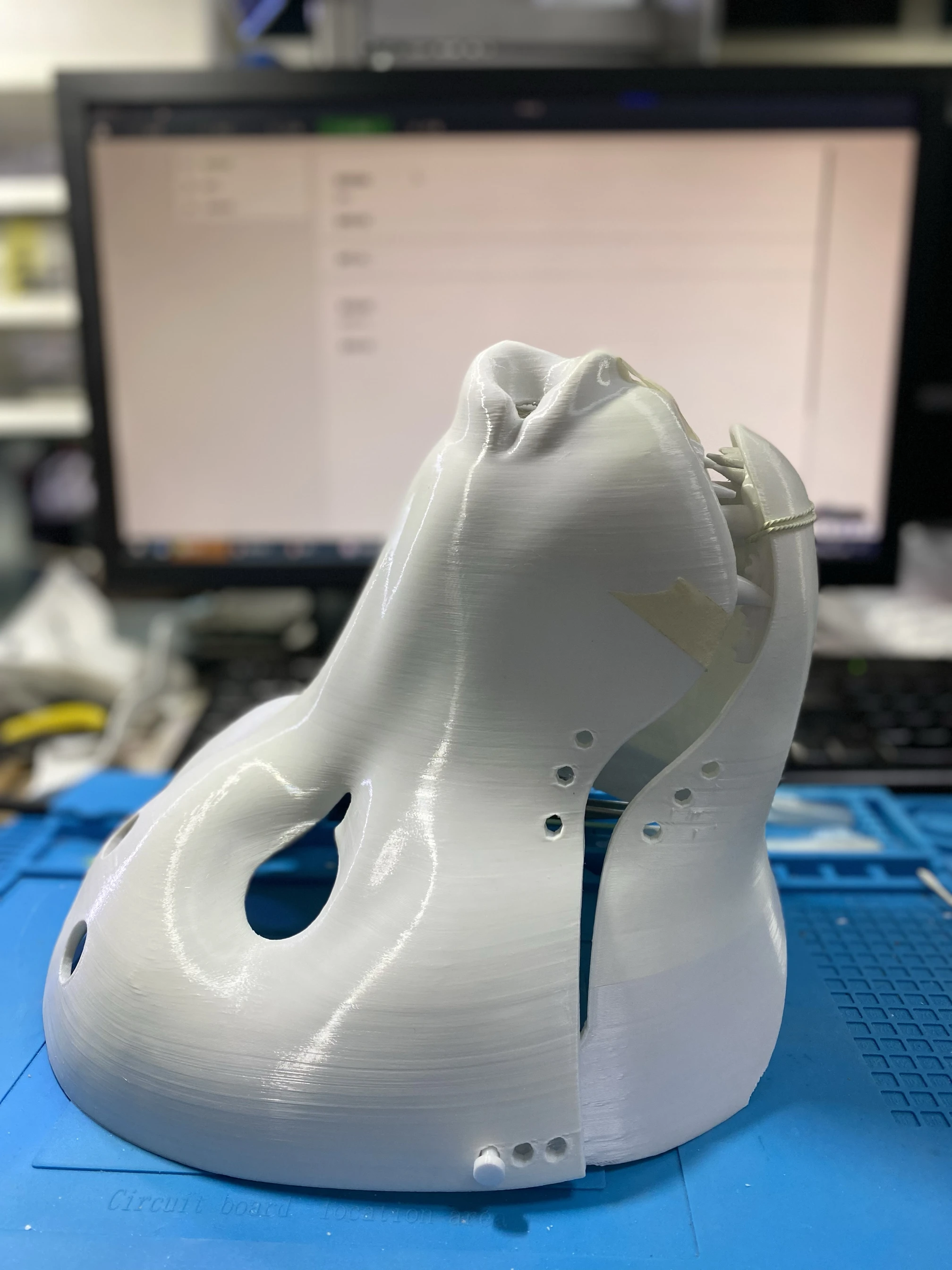 

Kigurumi Base Mask Realistic Style Fursuit Bear Headbase Movable Jaw Furry Cosplay Costume Accessories cosplay Domineering mask