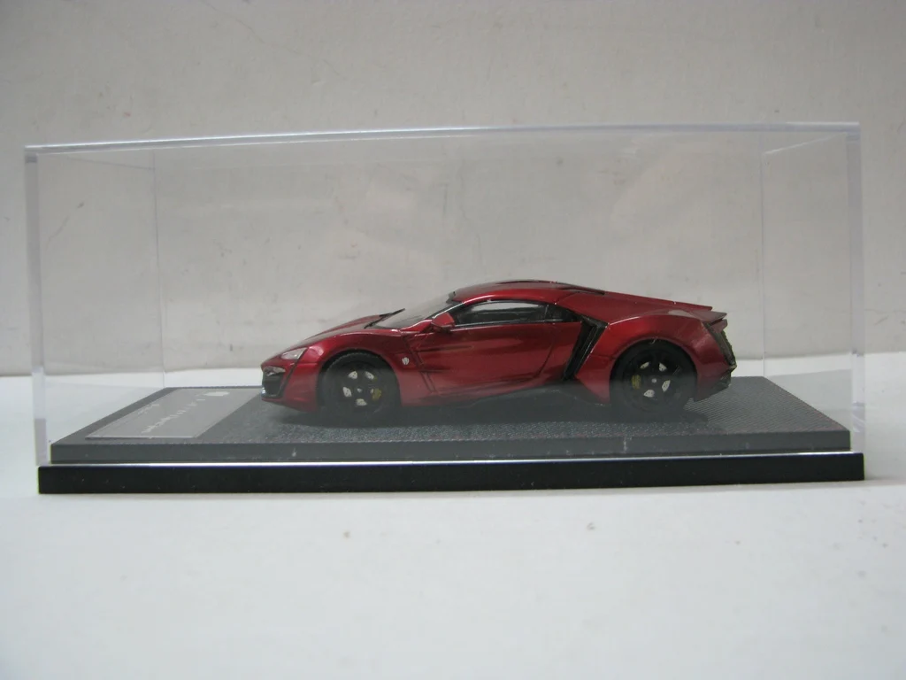 Odlewany model samochodu KENGFEI W MOTORS LYKAN HyperSport w skali 1:43, kolekcjonerski model ze stopu, zabawka, prezent, pamiątka, ozdoba do ekspozycji.