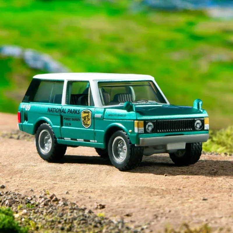 In stock 1:64 1975 Range Rover off-road vehicle open cover alloy miniature replica car model,boy toy gift,room collection statue
