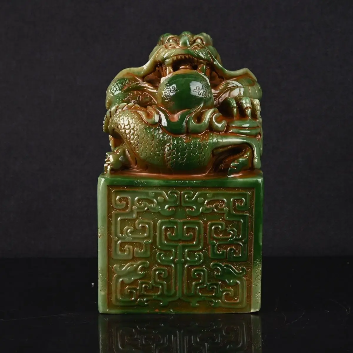 Antique Chinese Green Jade Dragon Seal Vintage Imperial Style Carved Beast Statue Feng Shui Decorative Items Ornaments