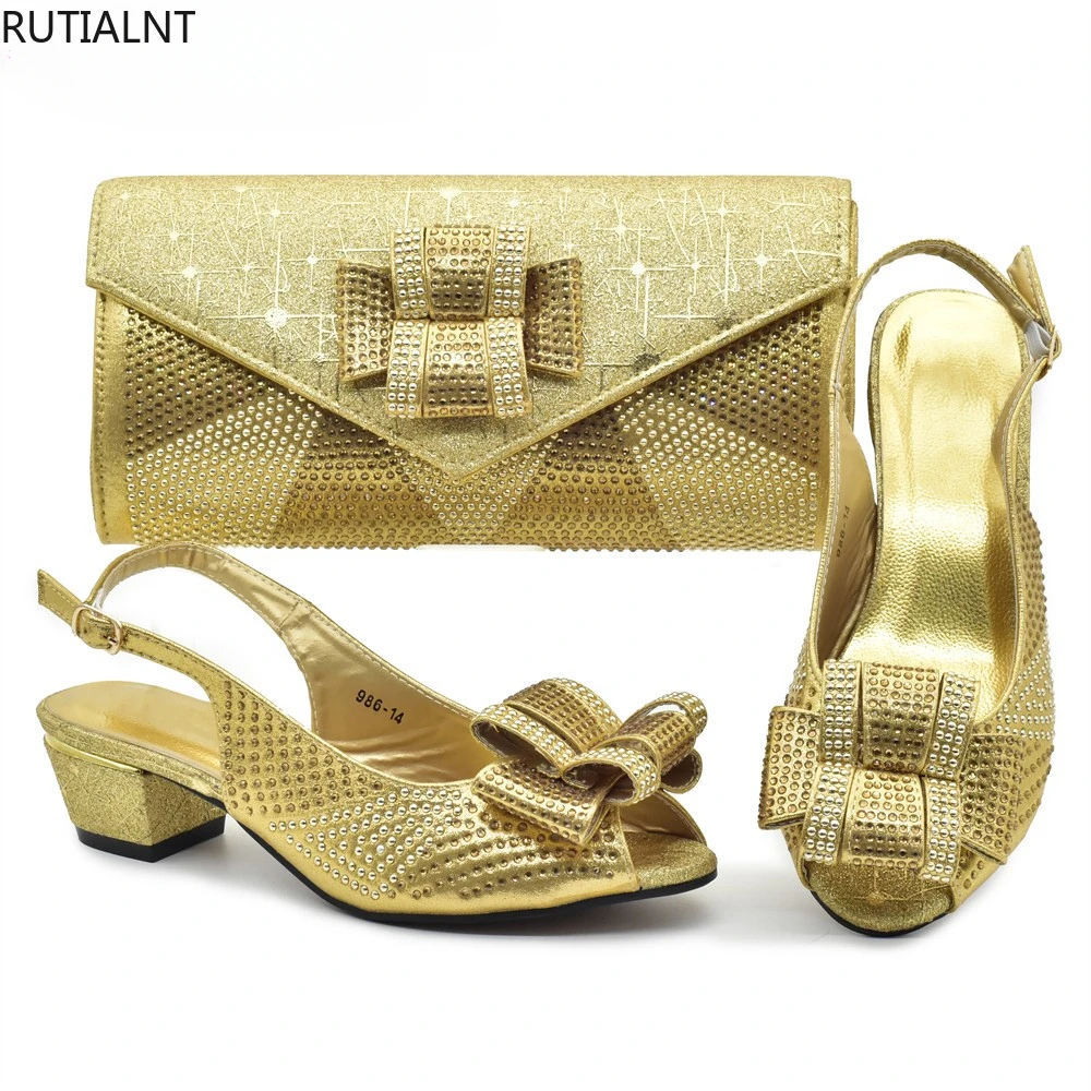 

Latest Shoes and Bag Set for Women 2024 Plus Size Heels 43 Low Heels Italian Women Shoes with Bag Set Decorated with Rhinestone