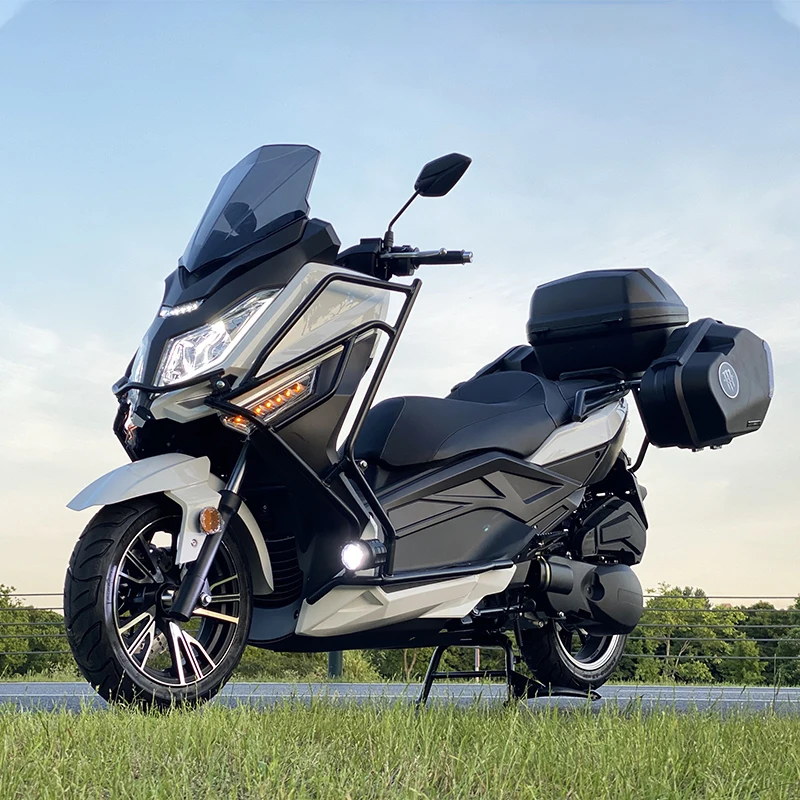 

New arrival 3000w /5000w touring electric scooter motorcycle for adult