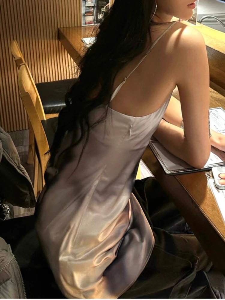 بلوزة نسائية صيفية Y2k جمالية مثيرة بياقة على شكل V بدون أكمام ملابس خروج غير رسمية مطبوعة صورة هاراجوكو كل مباراة قصيرة s