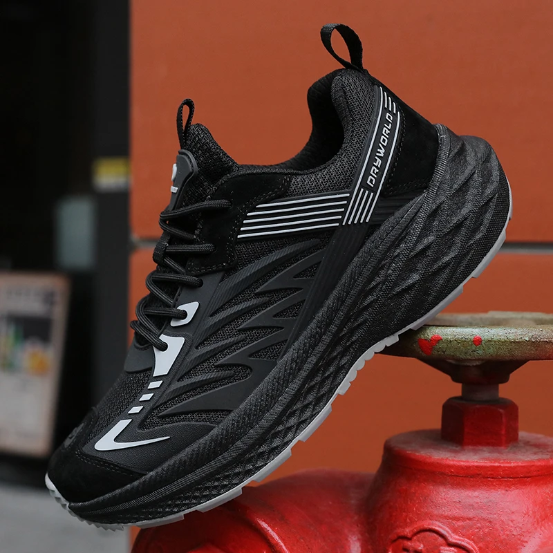 New lightweight breathable couple's outdoor running shoes casual shoes fashion sports shoes for men and women 36-45