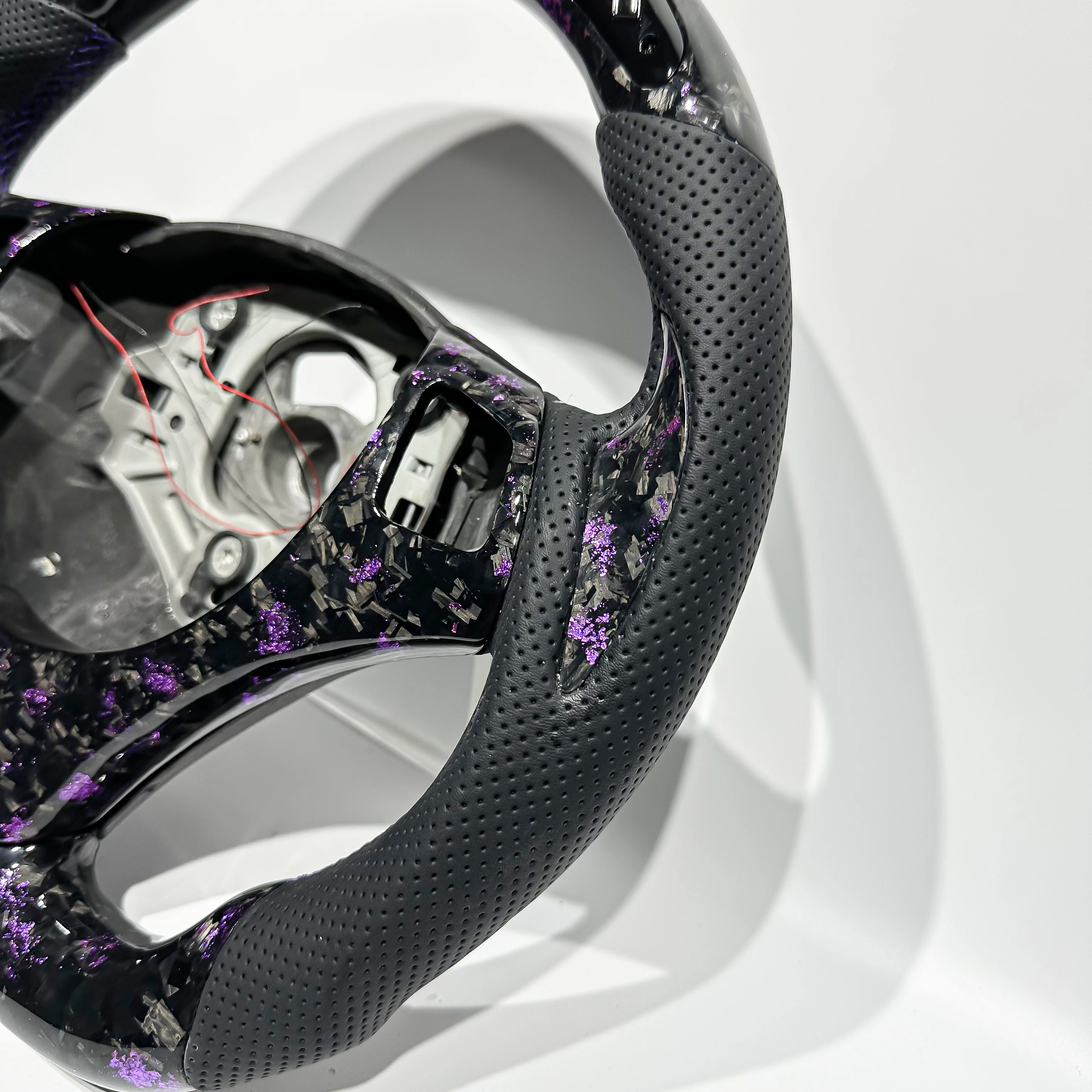 LED tachometer, purple forged carbon fiber car steering wheel suitable for BMW E92 E93 E87 without paddle shifters