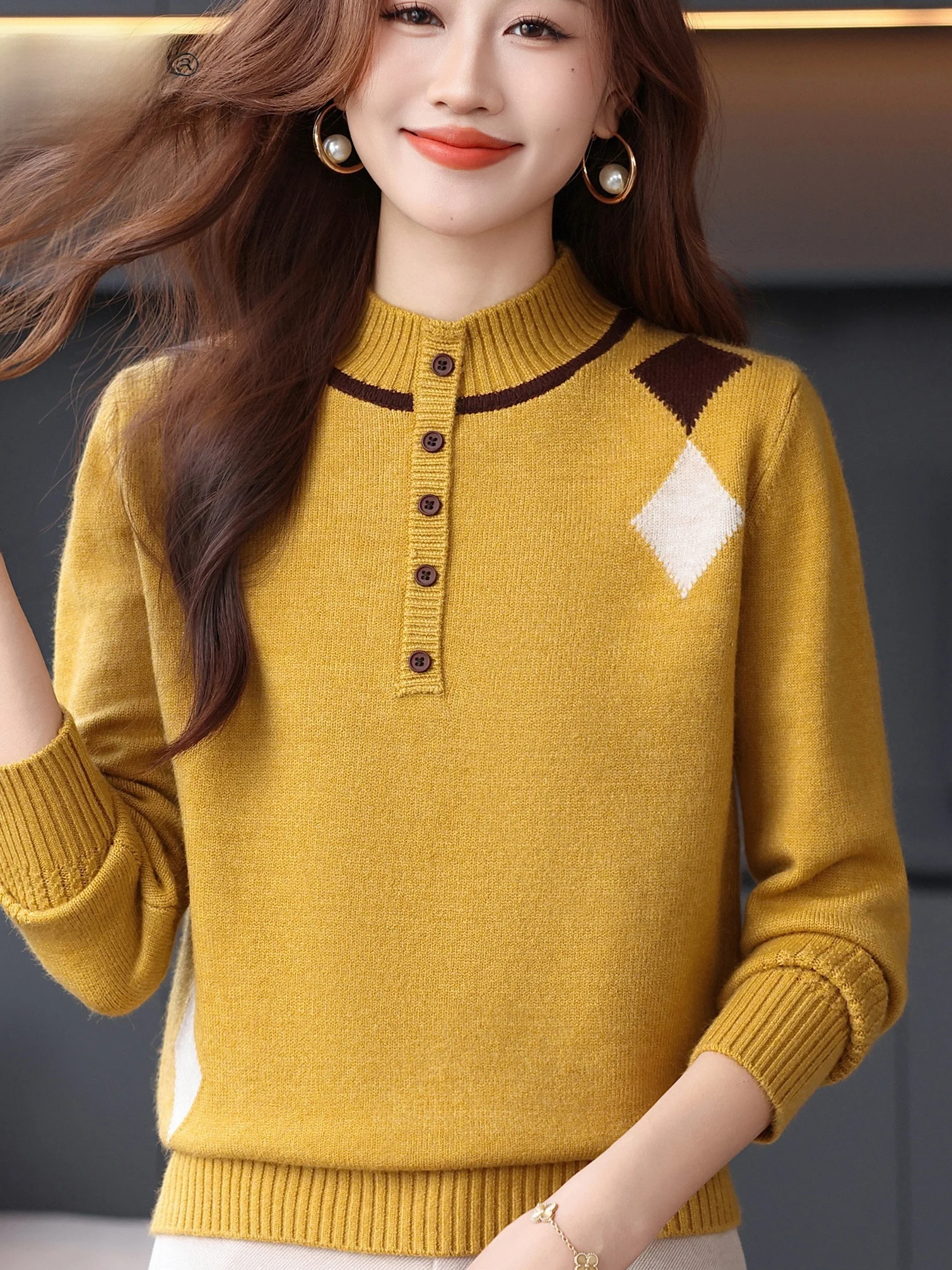 

Теплый вязаный свитер с высоким воротником для женщин, модный осенне-зимний топ, молодежный стиль, базовая одежда для женщин среднего возраста...