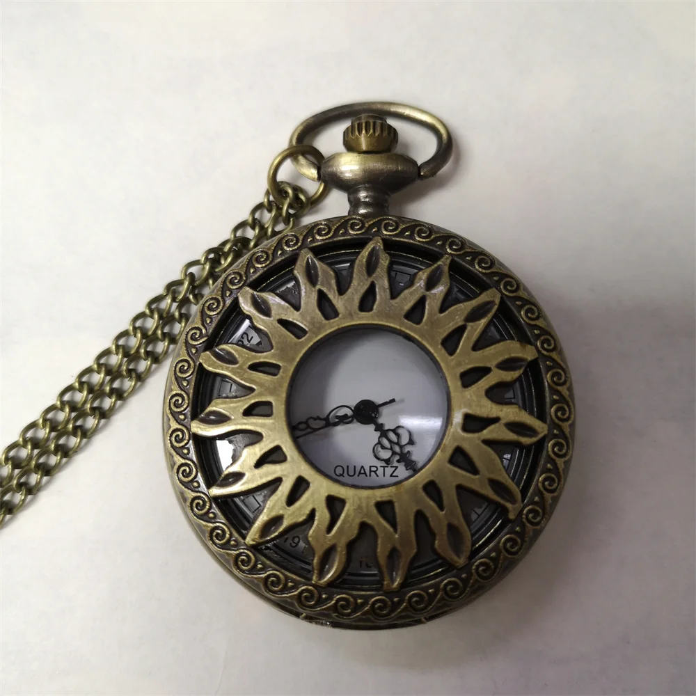 Bronze Hollow Sun Design Quartz Pocket Watch Men Women Necklace Pendant Clock Antique Style Gift Timepiece