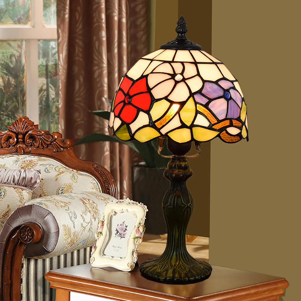 European Style Table Lamp Rose Flower Stained Glass Lamp Decorate Reading Light for Home Living Room Nightstand Bedroom Office