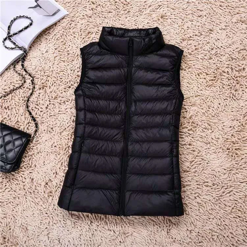Ultralight Down Vest Women 2025 New Sleeveless Jacket Female White Duck Down Waistcoat Female Warm Puffer Jacket Outwear