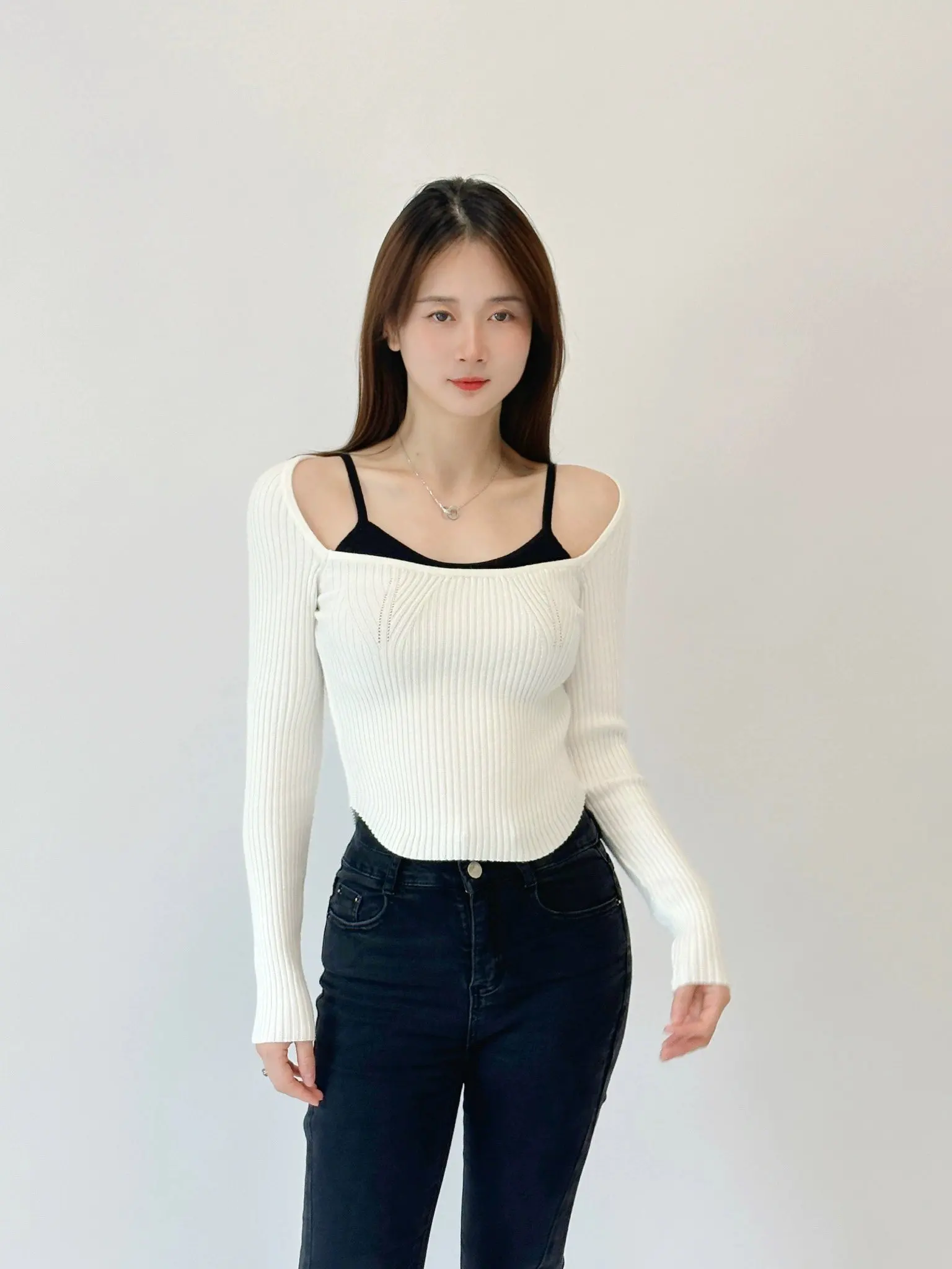 

Sweet Sle Pure Color Knitted Sweater Fake Two-Piece Long Sve Slimming Girl Sensation Ease the Label Women's Faion