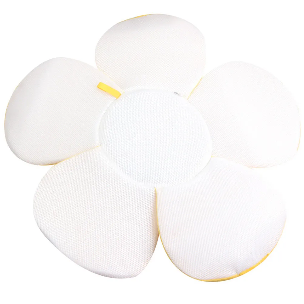 

1Pcs Soft Foldable Baby Bath Tub Pad for 0-3 Year Flower Shaped Non Slip Shower Cushion Lightweight Washable Infant Bath