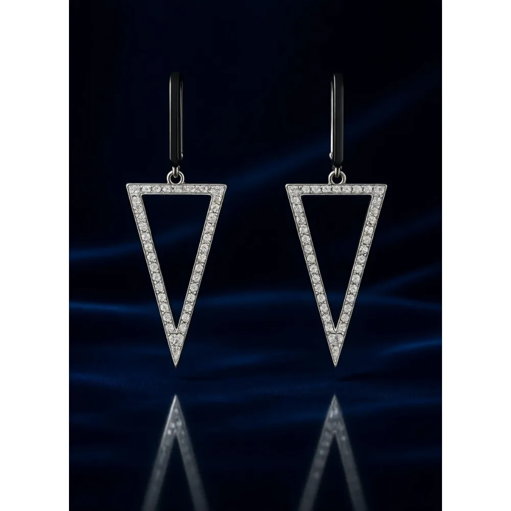 

Черные металлические треугольные серьги-подвески для женщин