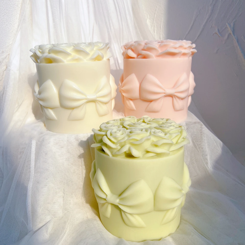 Unique Wedding Decoration Valentine'S Day Gift Bowknot Rose Flower Cylinder Aroma Candle Mold Rose Bouquet Pillar Silicone Molds