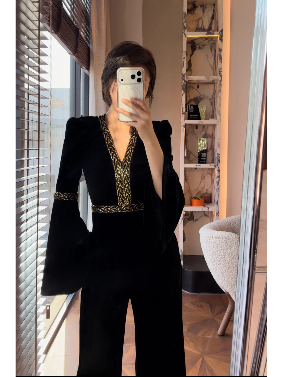 

Женский премиальный комбинезон Slimming Velvet Patchwork с тяжелой отделкой из стразов, цепочками и бубликами, с высокой талией, длинными брюками, для повседневной носки