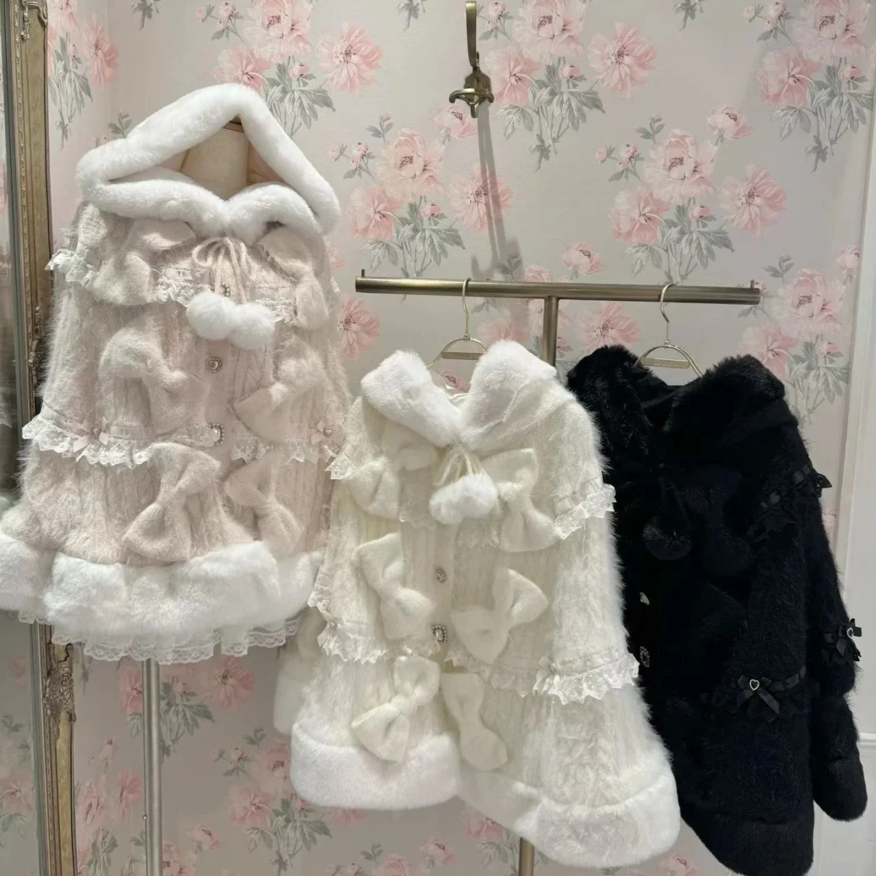 ليز كيبس العباءات 2025 جديد الفتيات النساء اليابانية الحلو لوليتا لطيف القوس الكبير لينة الدافئة متماسكة مقنعين عباءة الأميرة الشاي حفلة الرأس #6