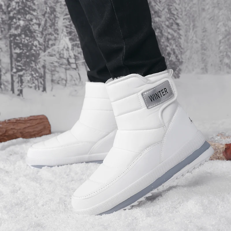Men\'s winter new snow boots with plush, thickened anti slip, thick soled boots, high top boots, men\'s warm midsole snow shoes