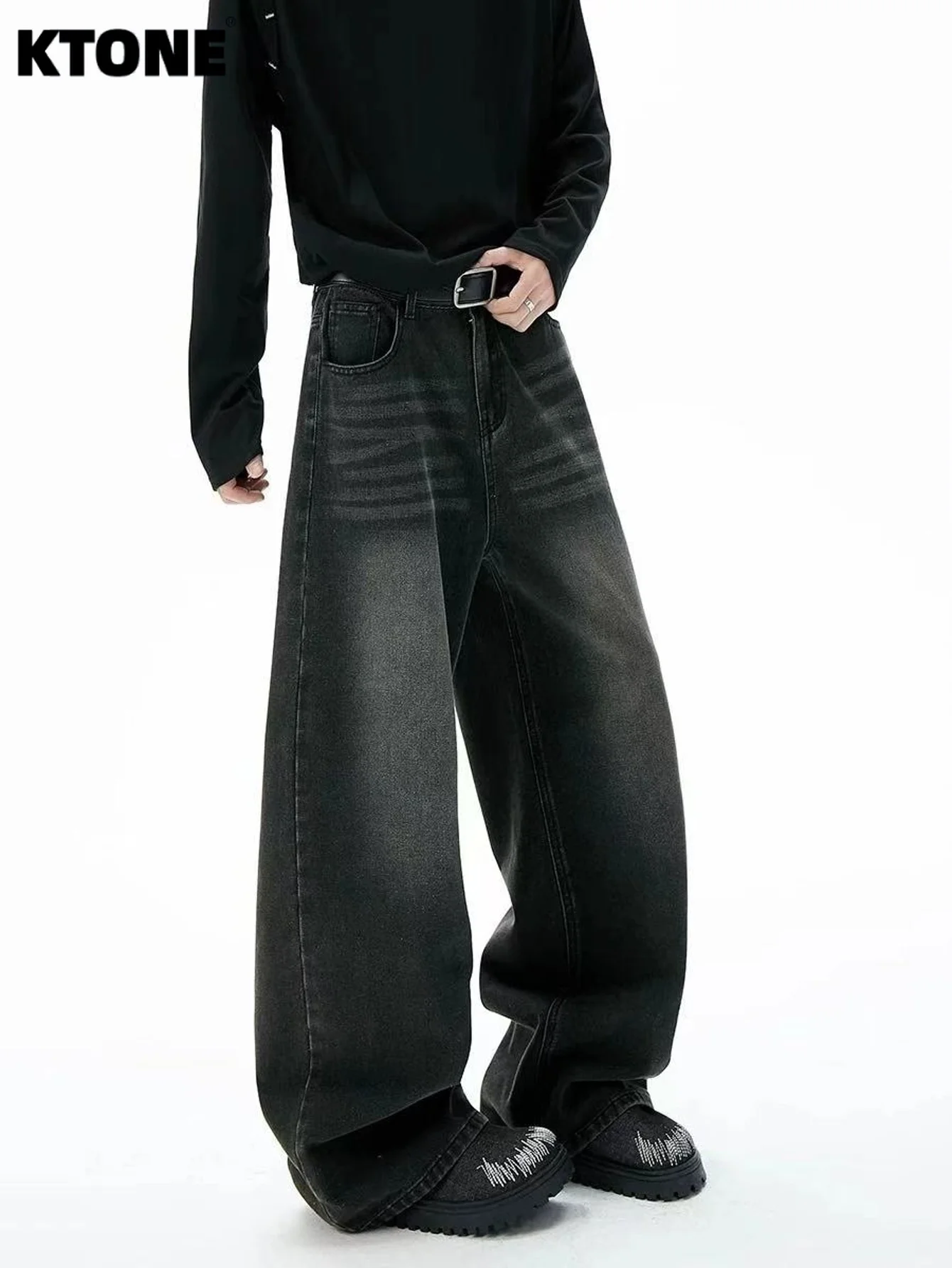 

Винтажные мужские джинсы черного цвета, свободного кроя, в стиле ретро Y2K, для свиданий. Аксессуары и ремни в комплект не входят.