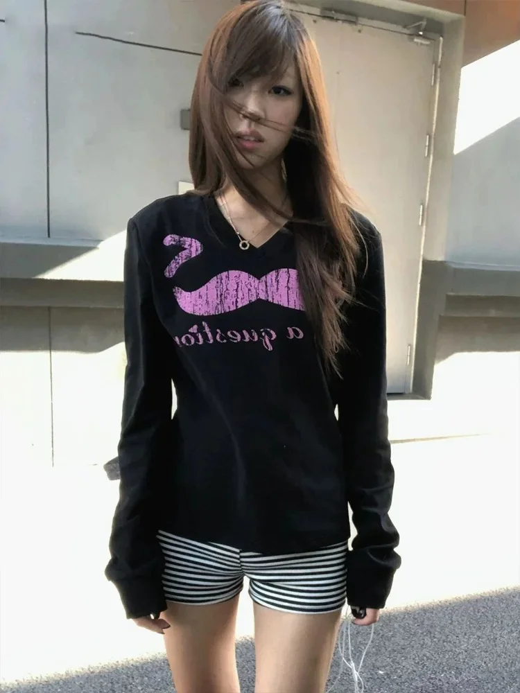 Japanese Black Letter Beard ​printing Cute Tshirts 2026 Autumn Harajuku Women Casual Tops Y2k Aesthetic Grunge Vintaget-shirts