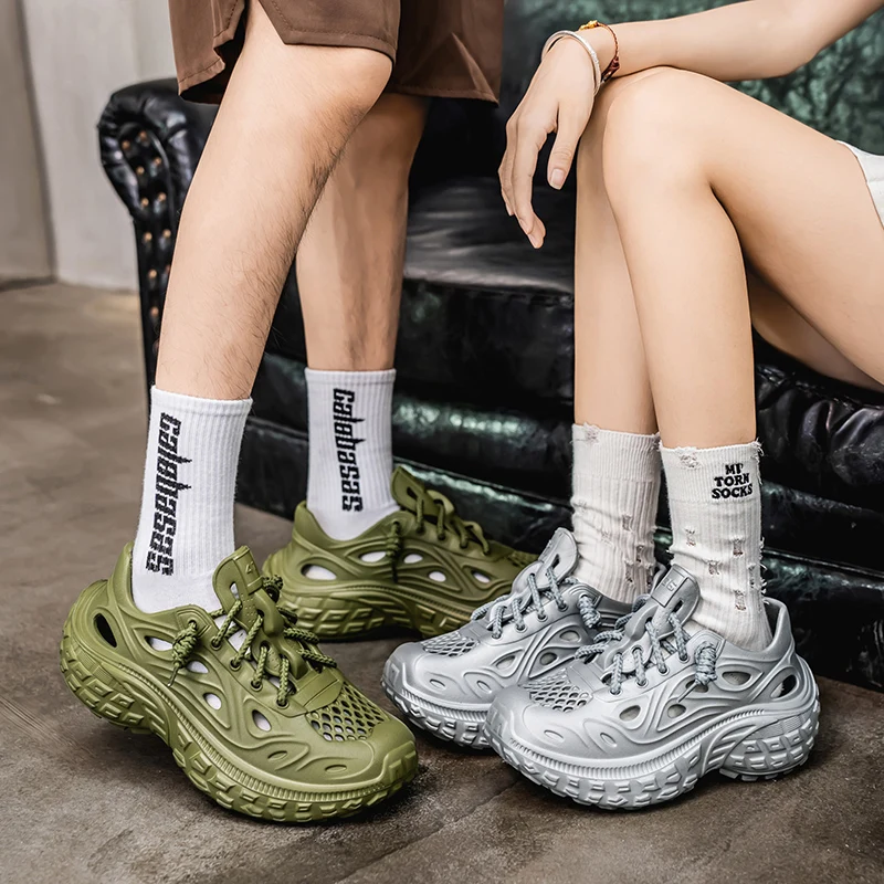 New Fashion Breathable Garden Shoes Summer Couple Sandals Non-slip Thick Bottom Men\'s Sandals Outdoor Baotou Beach Men\'s Shoes