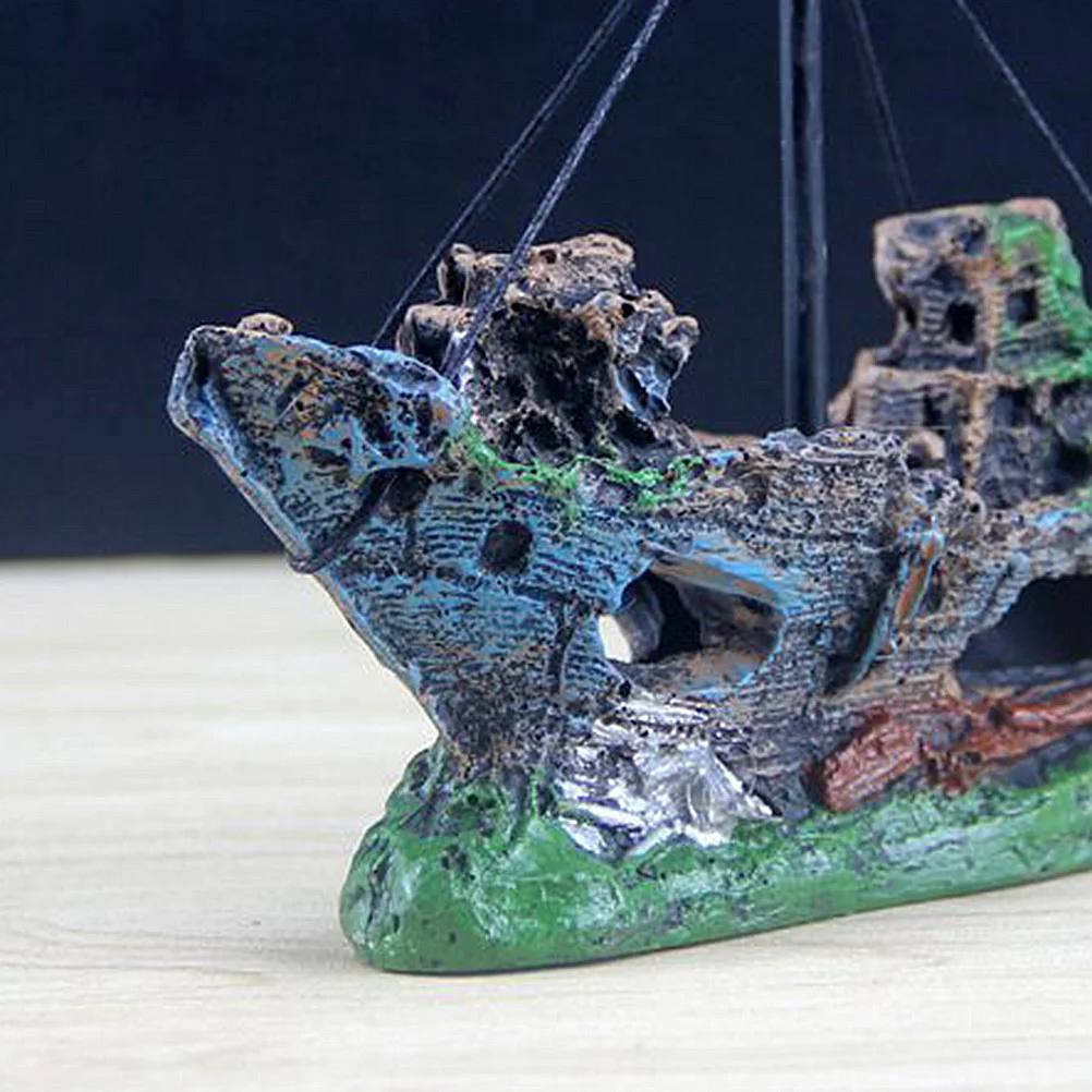 

1Pcs Simulation Pirate Ship Aquarium Landscape Decoration Unique Fish Tank Ornament Resin Craft Aquarium Decoration