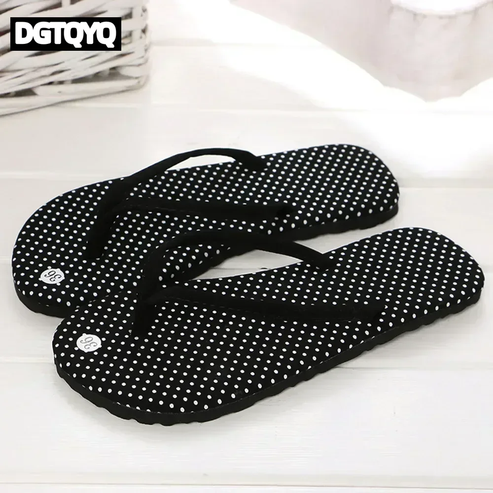 

Модные летние резиновые шлепанцы 2026 года: женские и мужские тапочки с леопардовым принтом, обувь для дома и улицы, пляжные слайды на плоской подошве