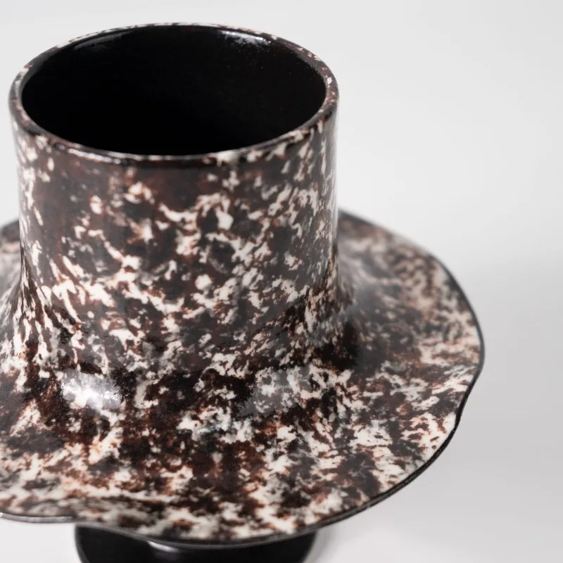 Light French medieval vase, high-end textured small flower ware, retro floral decoration display