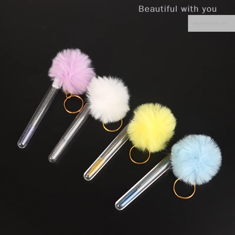 Brosse à cils en tube avec porte-clés doré, boule de pompons en fourrure moelleuse, extension de cils, pinceau de maquillage, peigne pour les yeux, outils de beauté, 1PC