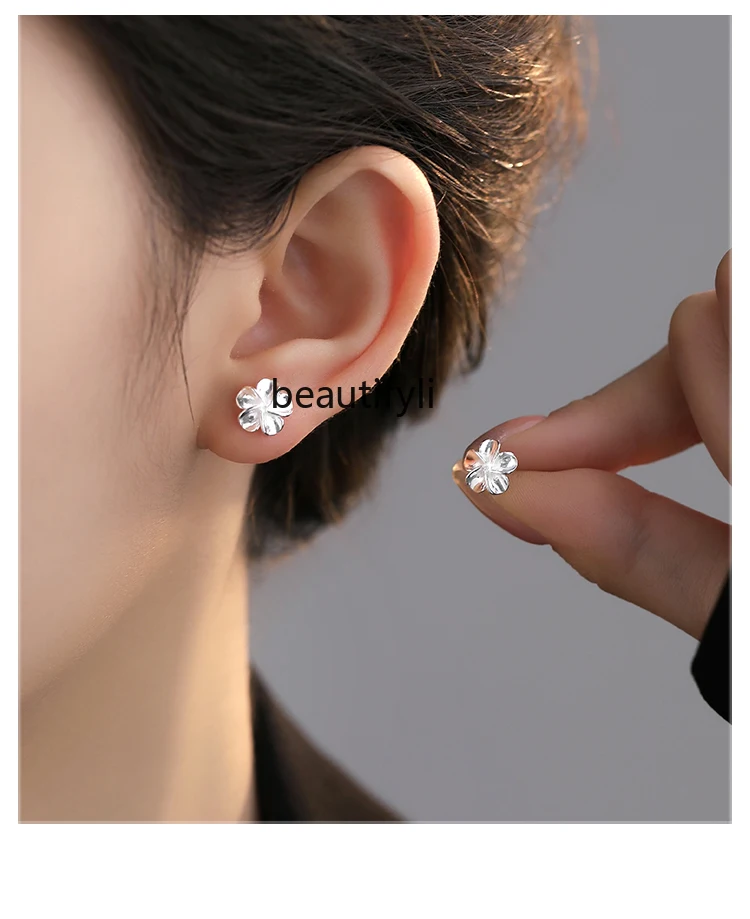 999 sterling silver gardenia flower stud earrings women's simple ear hole earrings are free to wash and sleep