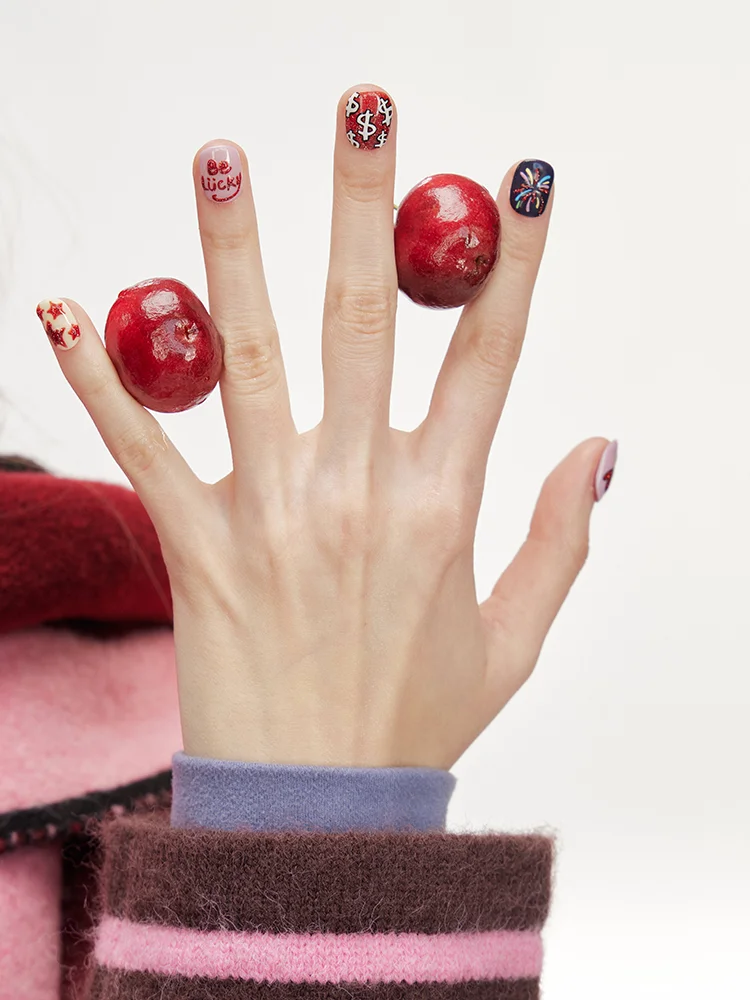 tipseven-original-hand-dn-new-year-cartoon-cute-ins-dopane-nail-wearable-nuovo-modello-primavera-2026-prodotto-in-cina