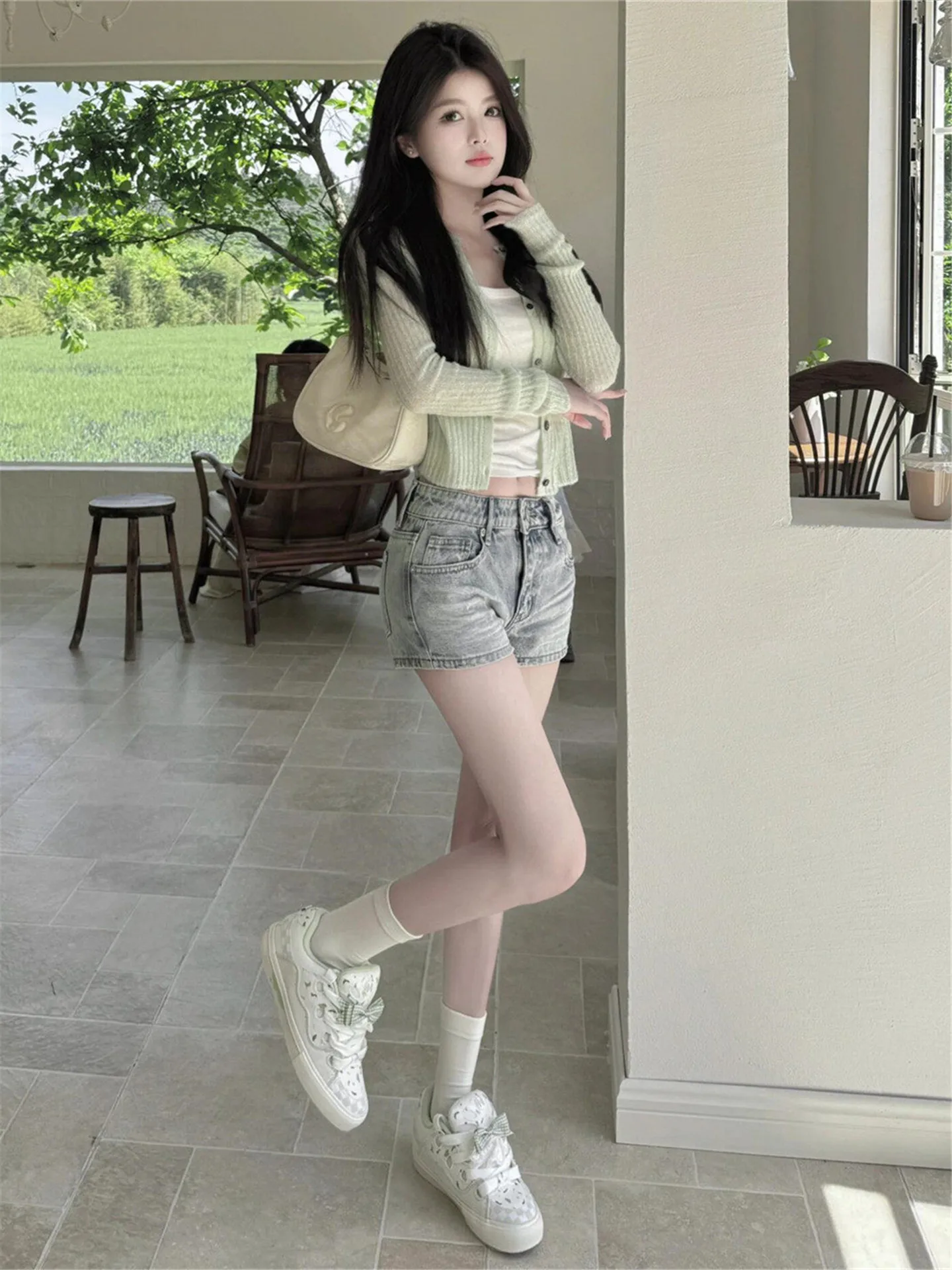 

American Style Vintage Light Blue Low Waist Denim Shorts Women's Summer Slimming Versatile Butt-Lifting Hot Pants