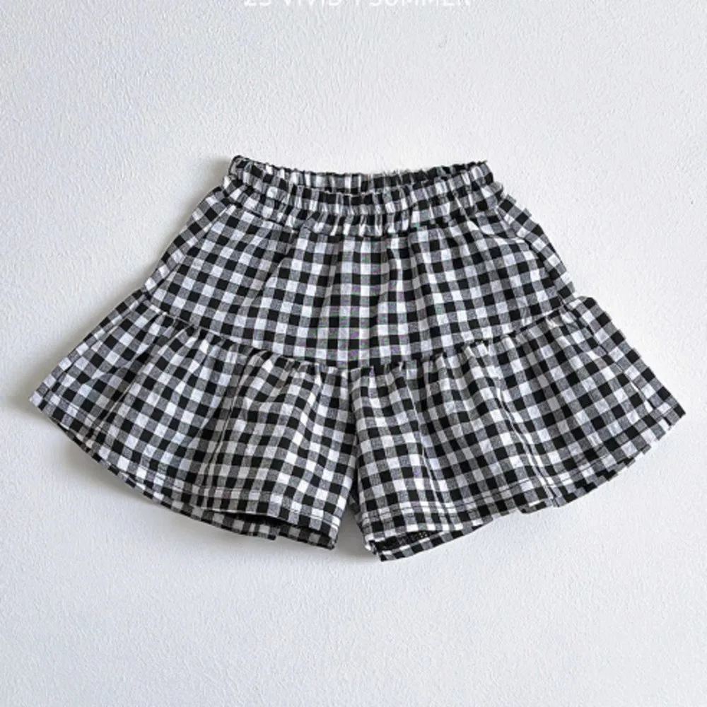 K2655 Girls Plaid Short Pants Summer Skirt Thin Versatile Black Plaid Shorts for Kids image 3