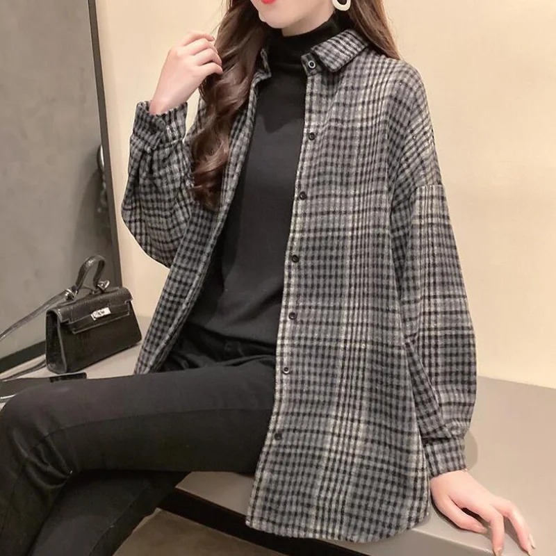 2023 Autumn/Winter Vintage Temperament Large Casual Korean Women Clothes Versatile Lapel Plaid Long Sleeved Shirt Coat