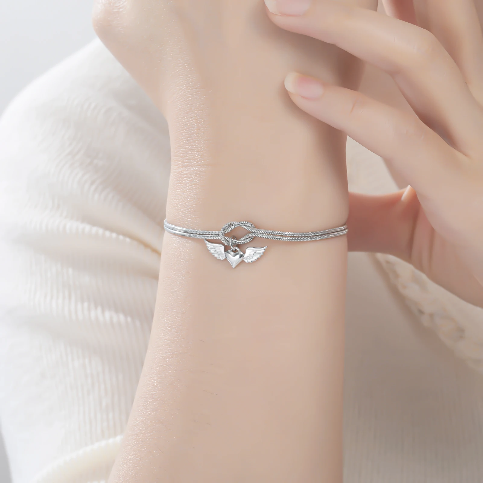 Kkjoy Schlangenkette Knoten Herz Blumen Armband Edelstahl Zierlicher Ins-Stil Niedlicher Schmuck Valentinstag Geschenk für Frauen Mädchen – Detail 9