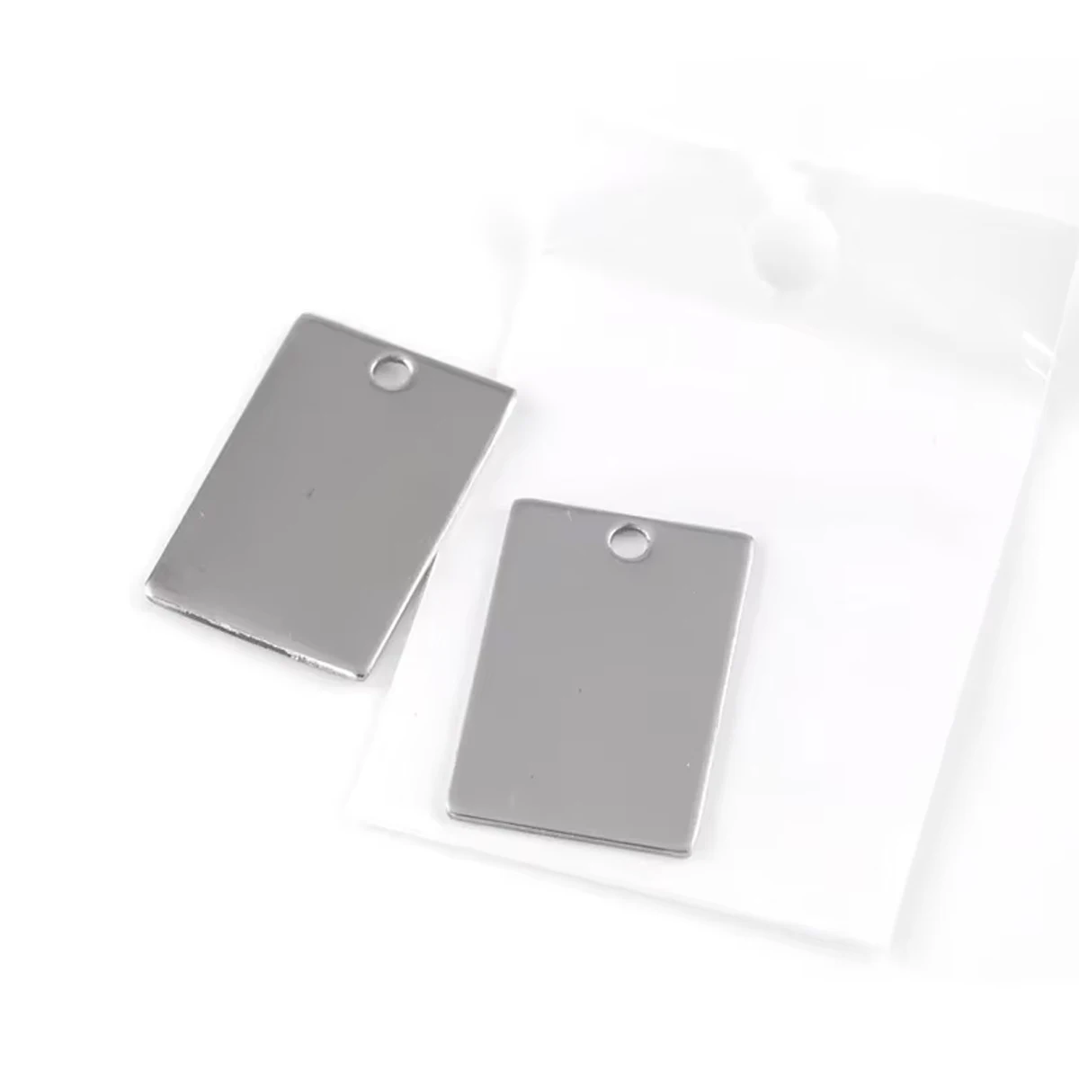 

100Pcs Silver Tone Rectangle Stainless Steel Blank Stamping Tags Pendants 30x20mm(1 1/8"x 6/8")