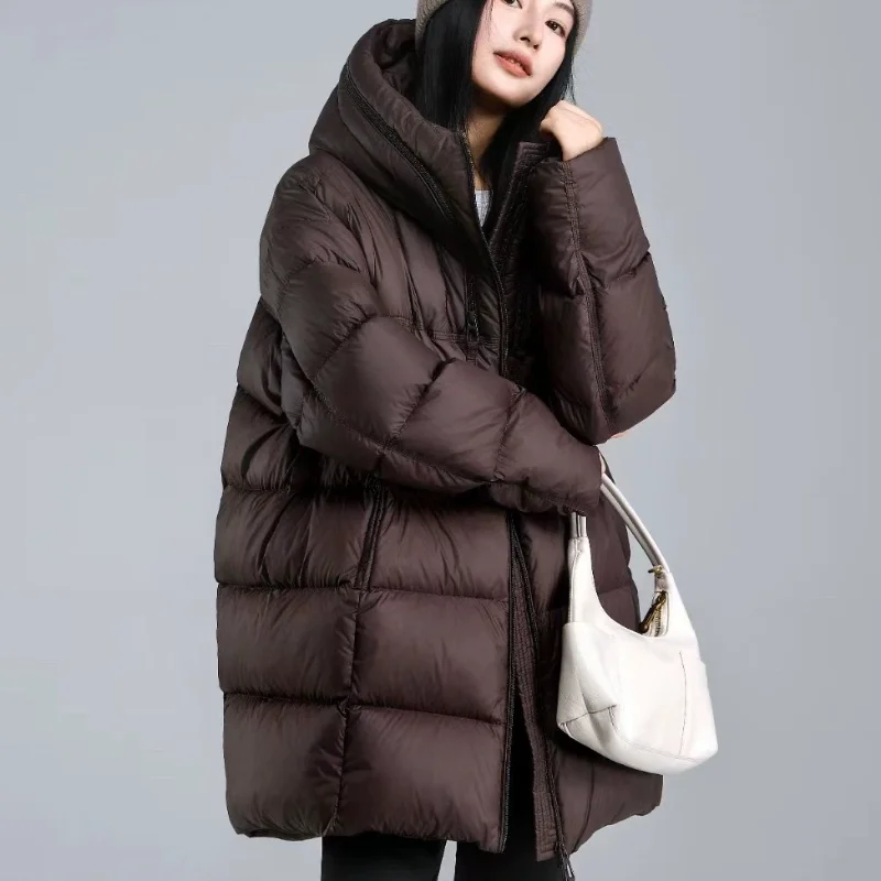 سترة نسائية متوسطة الطول وصلت حديثًا لشتاء 2025 معطف فضفاض وسميك وتصميم أنيق مع قلنسوة بسحاب #4