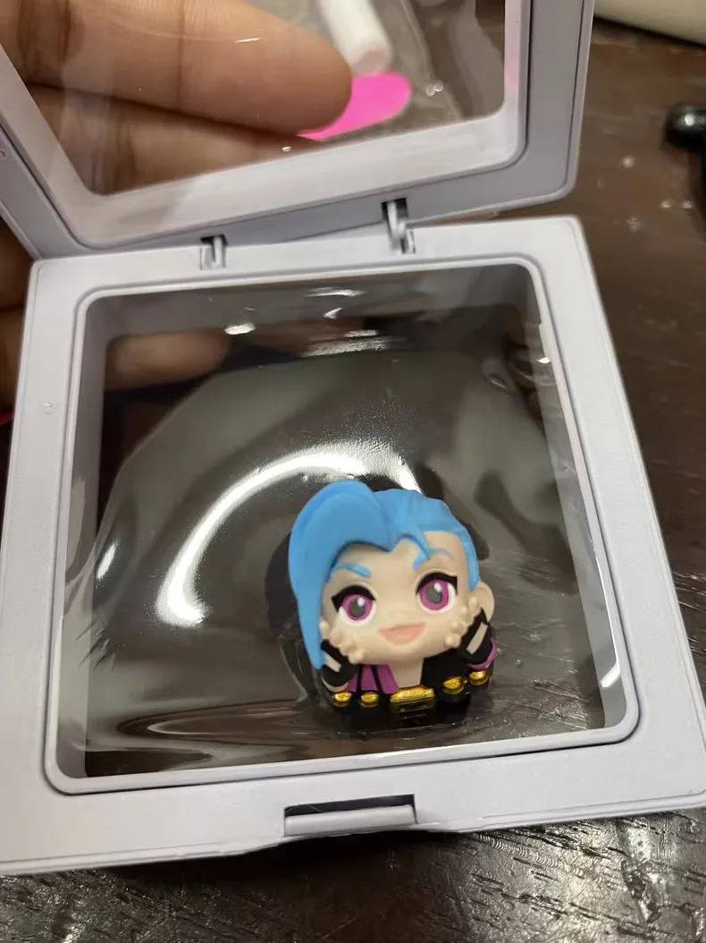 Tutup kunci cetak 3D 1 buah tema Game LOL PC Jinx dan Zeri Keyboard mekanik tombol R4 tinggi untuk Cherry atau Akko atau MX axis