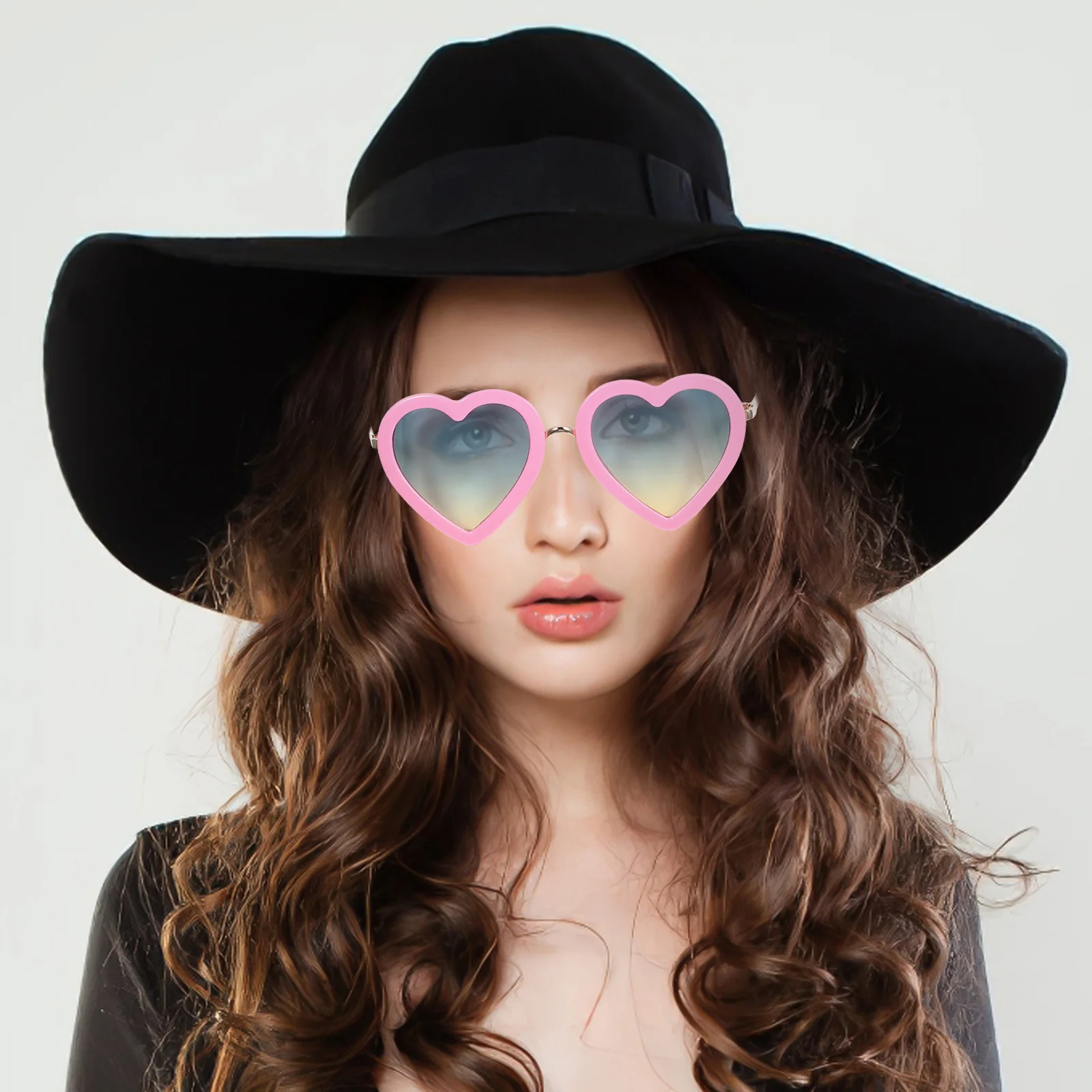 

Heart-Shaped Sunglasses Pink Lightweight Fun Eyewear Valentine Party Props Fashion Novelty Dancing Accessories for Women