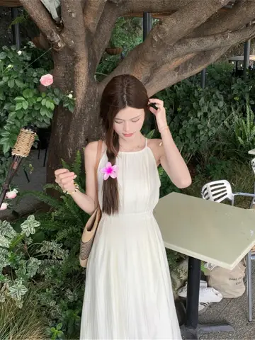 달콤한 여름 백리스 홀터넥 스트랩 드레스 여성 한국 스타일 A라인 미디 스커트 로우 웨이스트 슬리브리스 비치 휴가 바람