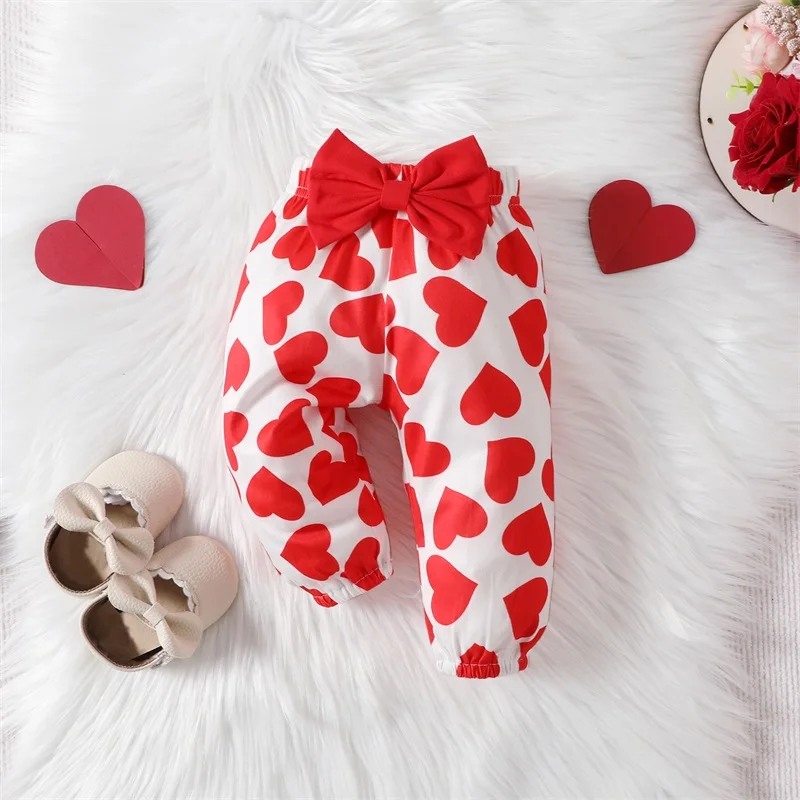 

Adorable Baby Girl Valentine s Day Set with Long Sleeve Romper Heart Pants and Headband - 3 Piece Outfit for Infant and